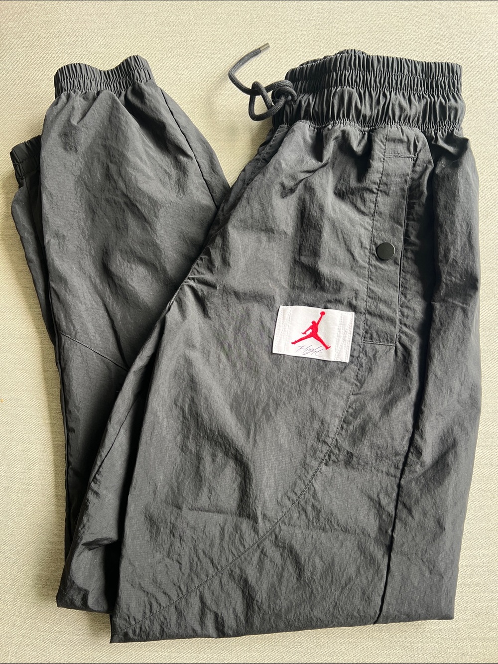 Black Women's Jogger Pants with Elastic Waist and Logo Patch